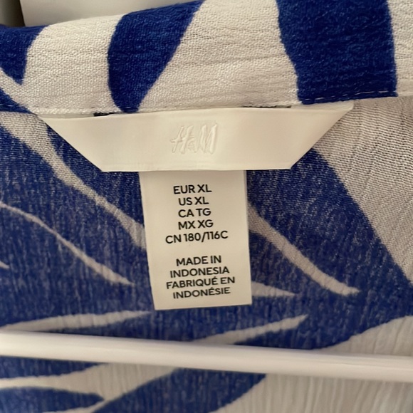 H&M resort top - Picture 2 of 3